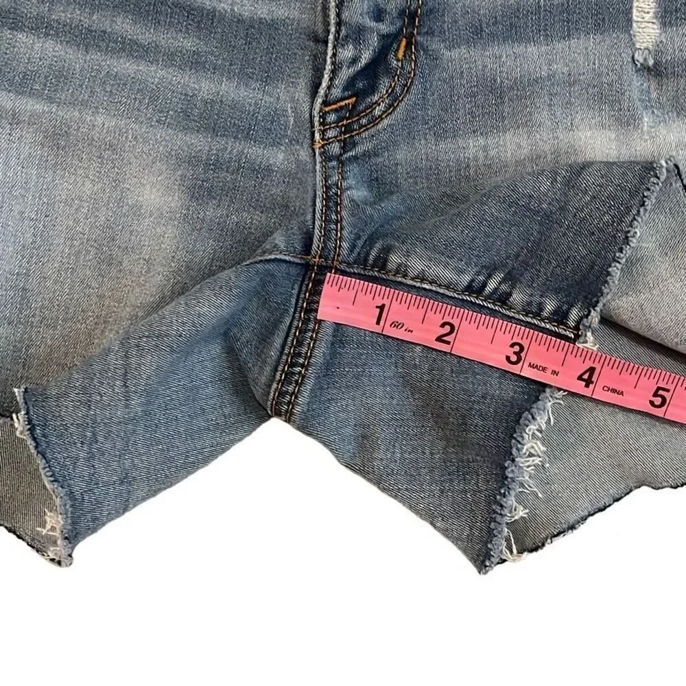 American Eagle Hi-Rise Shortie - Picture 7 of 9